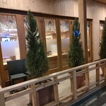 ドーミーイン - 朝食会場を外から