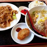 台湾料理 龍華 - 豚バラの生姜焼きランチ（2022.5）