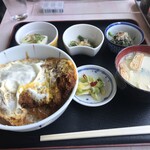 Tampopo - カツ丼と小鉢
