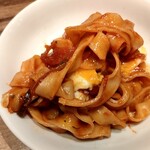 バルザル - 麺はフェットチーネΣ(･ω･ﾉ)ﾉ！