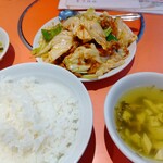 蘭苑飯店 - 「E 回鍋肉定食」全景