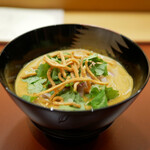 美会 - ●カオソーイ
      特別メニューです