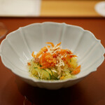 美会 - ●甘夏と桜えびのサラダ