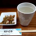 Daikou - お通しと ” そば焼酎 雲海 ” の蕎麦湯割り