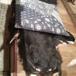 柳家 - １２月食事会　冬になって熊の敷物が登場