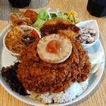 カメイノ食堂 - ジンジャーキーマカレー