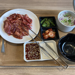 国産牛焼肉くいどん_1