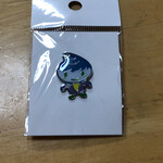 Chai - アンケート回答でもらった、いっずんの小ピンバッジ