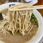 魁龍 - 麺の香りも全て、豚骨になってます