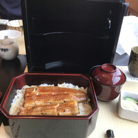 天然うなぎ しま村 - お新香と肝吸いと