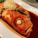 緑水亭 勝浦別館 翠海 - デカい頭と眼玉　この眼玉は食べられませんでした（笑）