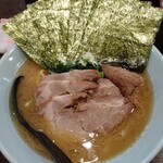 横浜家系らーめん侍 - チャーシュー麺・再訪
