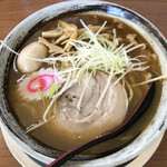 栄昇らーめん - あごだしラーメン大盛に煮卵