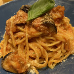 Italian Kitchen VANSAN - ナスとモッツァレアのトマトソースパスタ 1,480円 大盛 150円