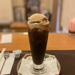 珈琲幸房多香 - 黒いクリームソーダ