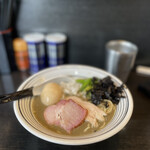 陽はまたのぼる - 濃厚そば+味玉