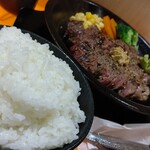 いきなりステーキ - ご飯は大盛(^_^;)