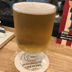 日ノモトブルーイング&ビアスタンド - 久我山ブロンド(マウンテンリバー/東京)。苦味がそこまで立っていないので、飲み手を選ばないビール。色んな食事にも合いそう(ここにはないけども)