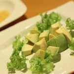 アッビナーレ - アボカドのサラダ