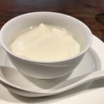 開化亭 - 杏仁豆腐