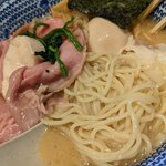 麺屋 旧月 - 特製濃厚鶏白湯そばアップ