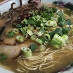 博多商店 - ●博多ラーメン600円（税込み）