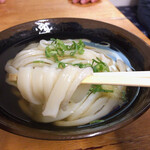 讃岐うどん えん家 - 新鮮な麺です