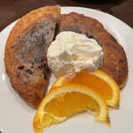 韓国家庭料理 焼肉 明洞 - ホットック＋バニラアイスクリーム