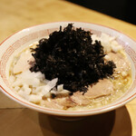 背脂煮干中華そば 和市 - 
