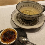 シャントレル - 12.ハーブティー、ウィキョーのクレームブリュレ
      