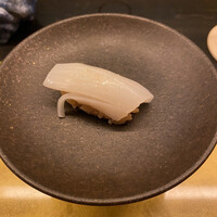 鮨 四 - 