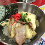 味平 - ラーメン定食の豚マヨ丼