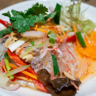 タイ料理 バーンラック_1