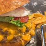 GOKU BURGER - 