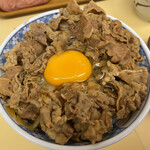 牛丼専門サンボ - サンボ(オンザ玉子)