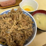 サンボ(牛丼大盛みそ汁玉子)