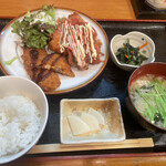 Sougou Izakaya Kitashinchi Komatsu - 日替わり定食。豚ロースと紅しょうが天