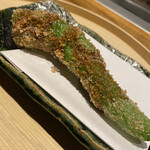 温石 - アマナガトウガラシのおかき揚げ　本日1番の驚きの品‼️パワー満点の唐辛子に甘さと塩味のバランス抜群のおかきが油を纏ったら一生食べていたいと思わせる品でした