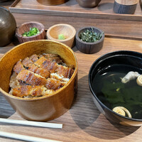 うなぎ四代目菊川 湯の山 素粋居店 -  うなぎ四代目菊川 湯の山 素粋居店 -