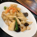 四川菜 恒徳居 - 海老と長芋の炒め物