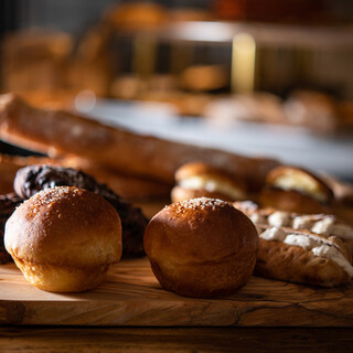 モーニング、ランチ、ディナーメニューも充実しております◎