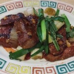 モツの朝立ち - 