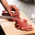 美味しい赤身と最高級ホルモン スーパーホルモン - 