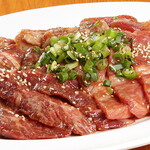 美味しい赤身と最高級ホルモン スーパーホルモン - 