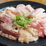 美味しい赤身と最高級ホルモン スーパーホルモン - 