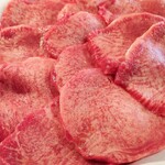 美味しい赤身と最高級ホルモン スーパーホルモン - 