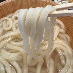 Marugame Seimen - 色白でキレイなそこそこコシのある麺