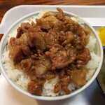 鶴亀 - スタミナ丼　600円（月替わりサービスメニュー）