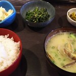 餃子の店 さんかい - 餃子定食 770円