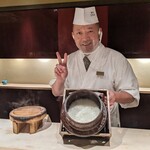 うち山 - 炊きたて釜飯と笑顔が素敵な大将